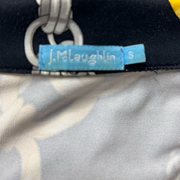 J. McLaughlin Chain Print Catalina Dress
Wrinkle Resistant Coastal Closet Staple - Picture 9 of 11